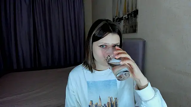 SoniNesti online show from December 19, 3:47 pm