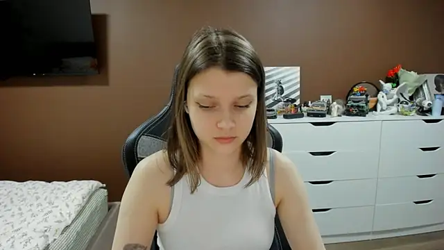 SoniNesti online show from April 9, 3:18 pm