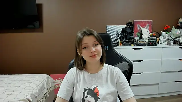 SoniNesti online show from July 16, 2:58 pm