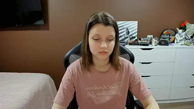 SoniNesti online show from March 20, 3:13 pm