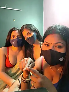 cutee  crazy online show from January 10, 2:01 pm