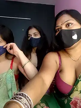 cutee  crazy online show from January 15, 2:09 pm