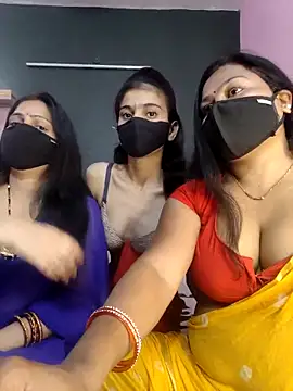 cutee  crazy online show from March 13, 1:49 pm