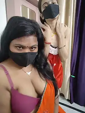 Snapshot of cutee__crazy chatting on July 10, 2:17 pm cutee crazy online show from July 10, 2:17 pm