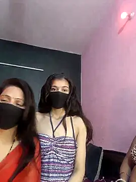 cutee  crazy online show from February 12, 1:55 pm