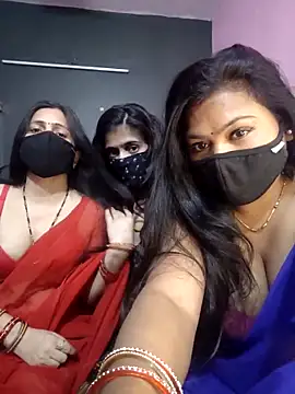 cutee  crazy online show from March 3, 2:35 pm