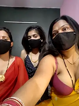 cutee  crazy online show from February 26, 2:28 pm