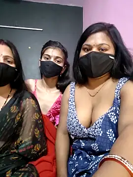 cutee  crazy online show from March 11, 2:22 pm