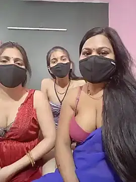 cutee  crazy online show from April 15, 2:21 pm