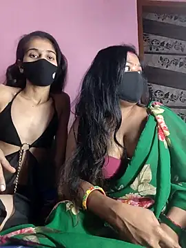 cutee  crazy online show from December 2, 1:24 pm