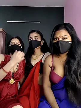 cutee  crazy online show from May 4, 2:31 pm