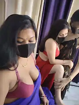 Snapshot of cutee__crazy chatting on June 16, 2:17 pm cutee crazy online show from June 16, 2:17 pm