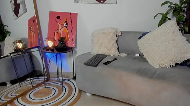 Snapshot of sweet_mia23 chatting on November 2, 6:40 am sweet mia23 online show from November 2, 6:40 am