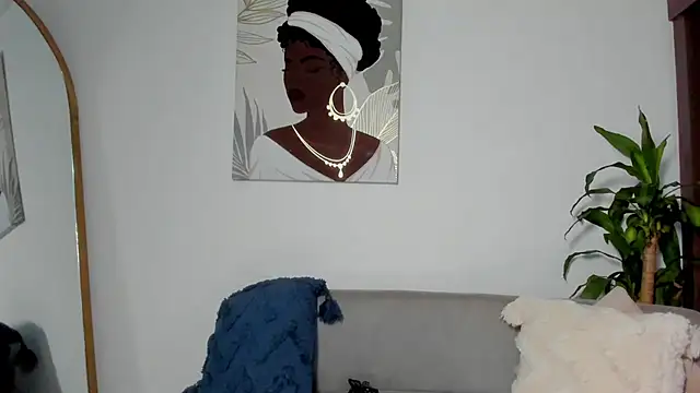 sweet mia23 online show from March 22, 7:10 am