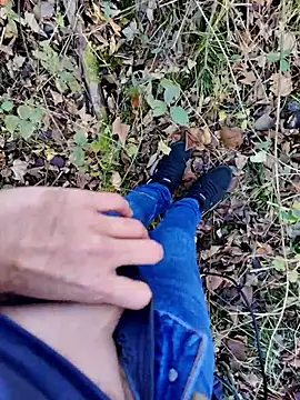 Snapshot of Boring_one chatting on November 10, 1:49 pm Boring one online show from November 10, 1:49 pm