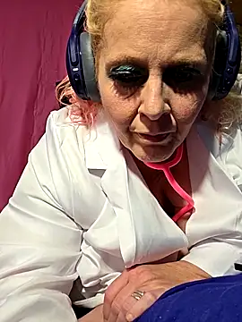 DavisDesires online show from March 3, 2:02 pm