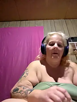 DavisDesires online show from March 12, 12:09 pm