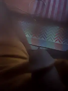 Iamfuckboy098 online show from September 24, 6:36 pm