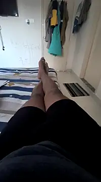 mkmony online show from February 19, 10:45 am