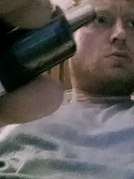 Snapshot of rippedbritish chatting on November 12, 12:37 am rippedbritish online show from November 12, 12:37 am