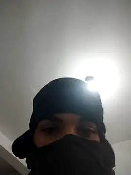 Snapshot of KleberL chatting on February 21, 5:04 pm KleberL online show from February 21, 5:04 pm