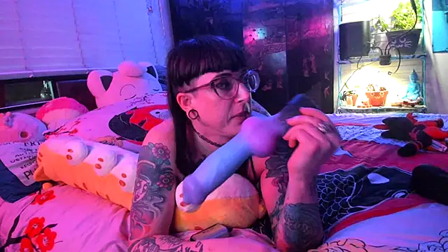 The Dullahan Girl online show from March 3, 11:00 am