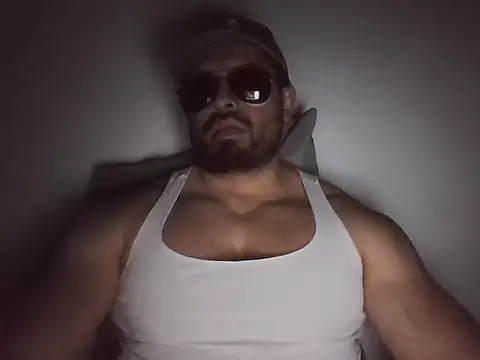 marcus002001 online show from March 30, 3:52 am