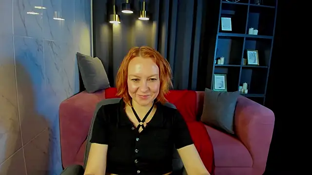 Snapshot of NikaGentle chatting on October 15, 5:50 am NikaGentle online show from October 15, 5:50 am