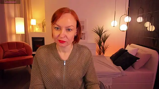 Snapshot of NikaGentle chatting on February 21, 9:13 am NikaGentle online show from February 21, 9:13 am