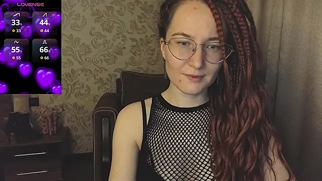 Snapshot of AgnesGraham chatting on October 16, 9:23 pm AgnesGraham online show from October 16, 9:23 pm