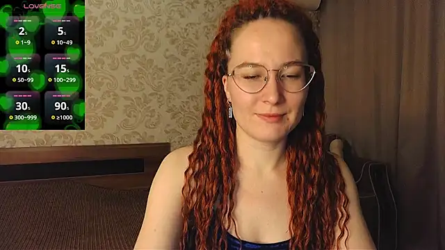 Snapshot of AgnesGraham chatting on February 19, 8:41 pm AgnesGraham online show from February 19, 8:41 pm