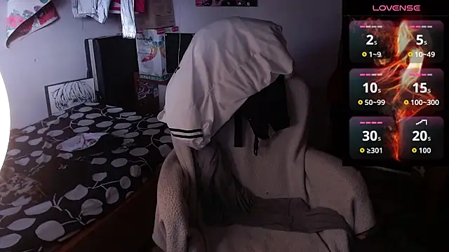 Apolo S online show from February 8, 8:06 pm