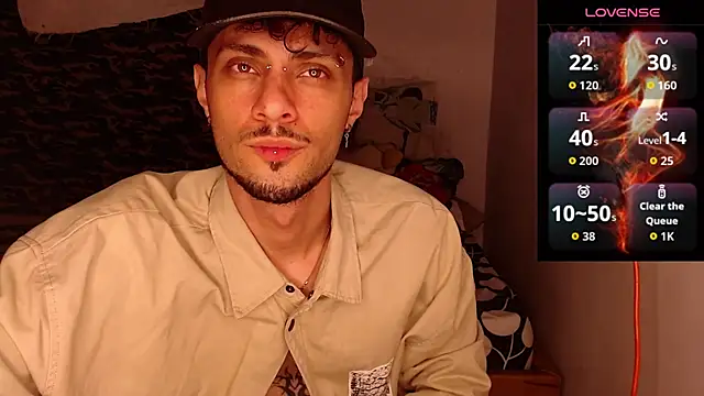 Snapshot of Apolo_S chatting on December 15, 3:56 am Apolo S online show from December 15, 3:56 am