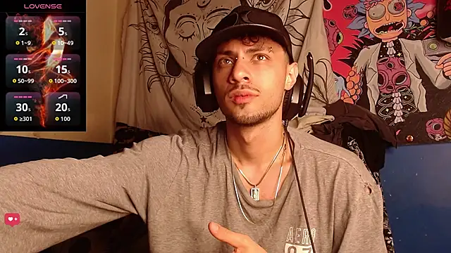 Snapshot of Apolo_S chatting on November 30, 7:31 am Apolo S online show from November 30, 7:31 am