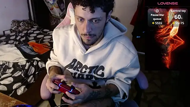 Apolo S online show from March 8, 3:04 pm