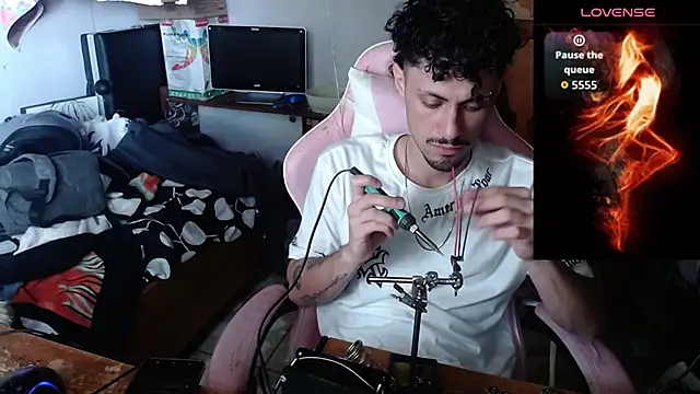 Apolo S online show from February 3, 1:16 pm