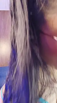 LauraRuiz1 online show from July 8, 9:04 pm