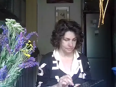 Baby-Matilda online show from May 31, 8:53 am