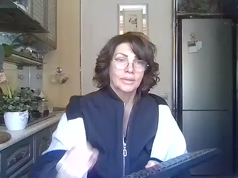 Baby-Matilda online show from April 27, 9:07 am