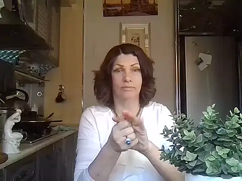 Snapshot of Baby-Matilda chatting on February 11, 2:24 pm Baby-Matilda online show from February 11, 2:24 pm