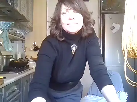 Snapshot of Baby-Matilda chatting on February 18, 1:44 pm Baby-Matilda online show from February 18, 1:44 pm