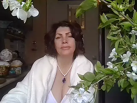 Baby-Matilda online show from April 12, 9:23 am