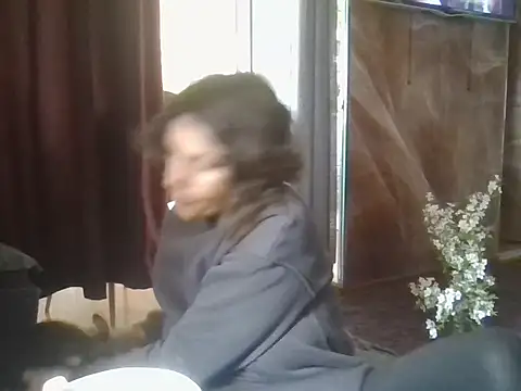 Baby-Matilda online show from April 4, 10:33 am