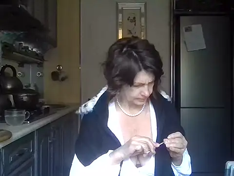 Baby-Matilda online show from October 28, 9:52 am