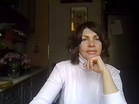 Snapshot of Baby-Matilda chatting on October 13, 9:44 am Baby-Matilda online show from October 13, 9:44 am