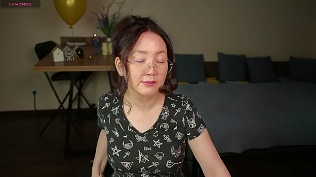 AvroraSakura online show from March 23, 3:01 pm