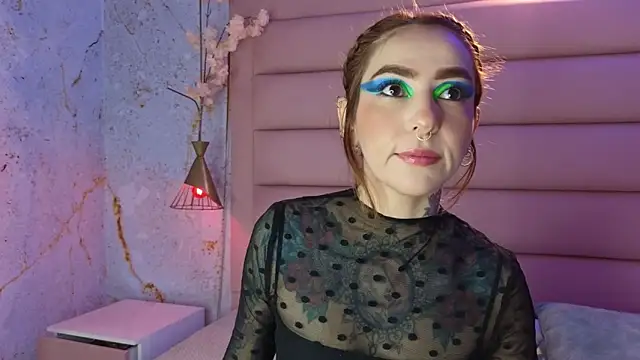 Snapshot of Evangelyne_1 chatting on December 15, 3:51 pm Evangelyne 1 online show from December 15, 3:51 pm