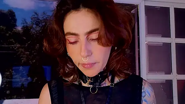 Snapshot of Evangelyne_1 chatting on September 9, 3:54 pm Evangelyne 1 online show from September 9, 3:54 pm