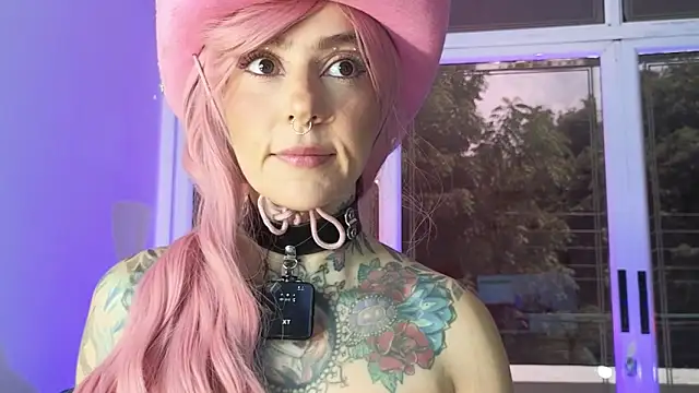 Snapshot of Evangelyne_1 chatting on October 11, 3:46 pm Evangelyne 1 online show from October 11, 3:46 pm