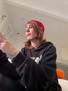 Snapshot of Evangelyne_1 chatting on November 26, 3:23 pm Evangelyne 1 online show from November 26, 3:23 pm